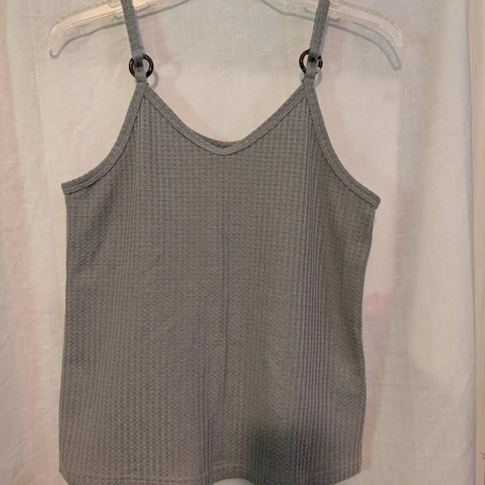 Shein Gray Knit Tank Top, Size Medium - Picture 2 of 11